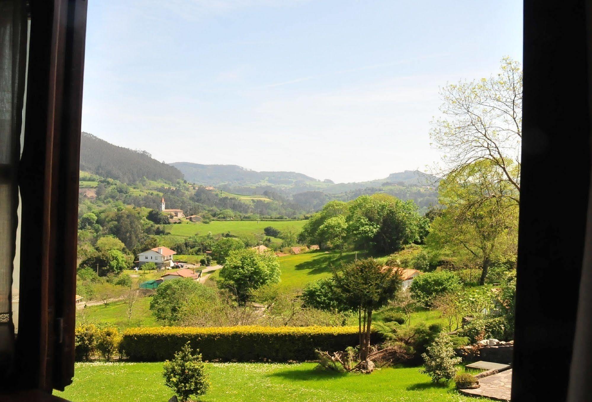 Casa Rural Llugaron I Vendégház Miravalles Kültér fotó